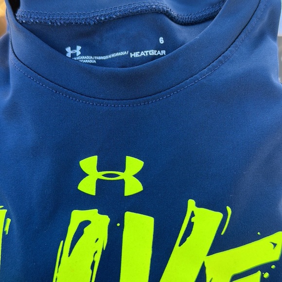 Boys Under Armour Tee…..$15.00 - Picture 2 of 2